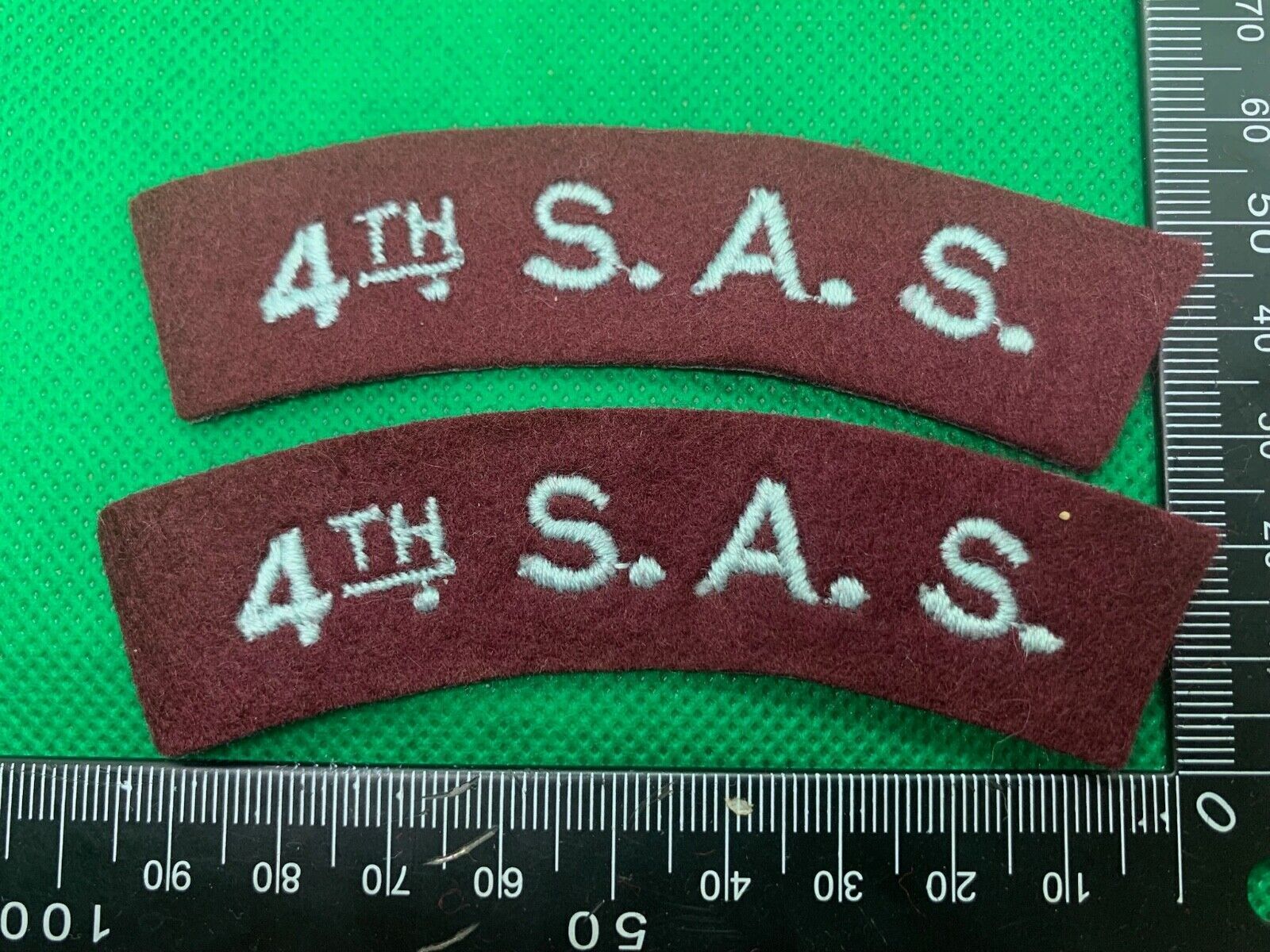 British Army 4th SAS Special Air Service Shoulder Title Pair - The Militaria Shop