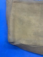 Lade das Bild in den Galerie-Viewer, WW2 British Army / RAF 37 Pattern Webbing Water Bottle Carrier Harness Original - The Militaria Shop