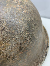 Charger l'image dans la galerie, Geunine British / Canadian Army Mk3 WW2 Combat Helmet - Uncleaned Original - The Militaria Shop