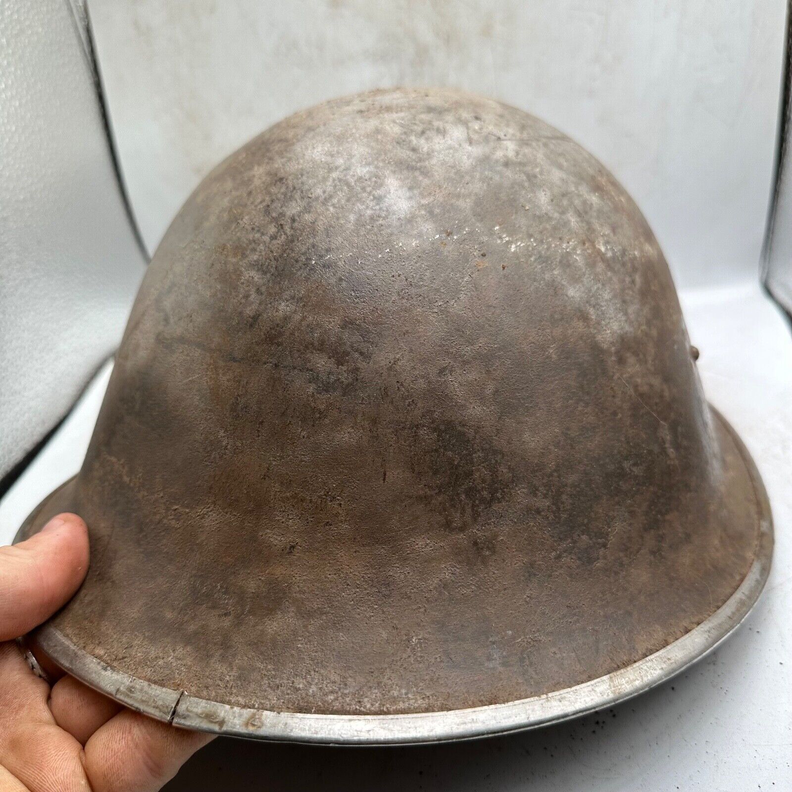 Mk3 Canadian / British Army Original WW2 Turtle Helmet High Rivet - The Militaria Shop