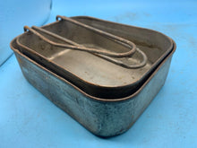 Charger l'image dans la galerie, Original WW2 British Army Soldiers Mess Tin Set - Two Piece - Fold Out Handles - The Militaria Shop
