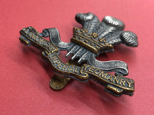 Lade das Bild in den Galerie-Viewer, Original WW1 British Army Glamorgan Imperial Yeomanry Cap Badge - The Militaria Shop