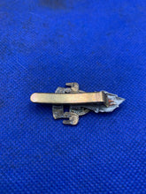 Load image into Gallery viewer, RAEC Royal Army Education Corps British Army Cap Badge WW2 - The Militaria Shop