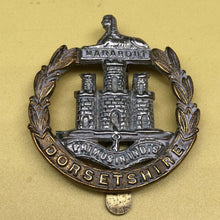 Load image into Gallery viewer, Original WW2 British Army Dorsetshire Regiment Cap Badge - The Militaria Shop