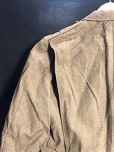 Lade das Bild in den Galerie-Viewer, Original WW2 US Army Class A Dress Jacket 1942 - Private Ryan Prop - 38" Re - The Militaria Shop