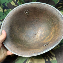 Charger l'image dans la galerie, Original WW2 British / Canadian Army Mk3 Turtle Helmet - The Militaria Shop