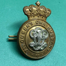 Load image into Gallery viewer, Original Victorian British Army Cap Badge - 7th Queen's Own Hussars - The Militaria Shop