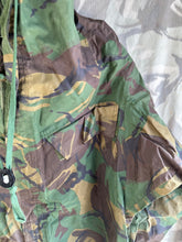 Lade das Bild in den Galerie-Viewer, Genuine British Army DPM Waterproof Jacket Smock - 170/90 - The Militaria Shop