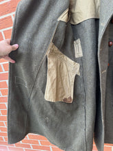 Load image into Gallery viewer, Original WW2 British Army Officers Greatcoat - Captain Rank Pips - 38" Ches - The Militaria Shop