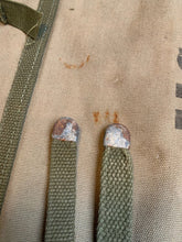 Charger l'image dans la galerie, Original WW2 US Army M1928 Haversack Pack Tail - 1944 Dated - The Militaria Shop