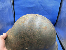 Charger l'image dans la galerie, WW2 British / Canadian Army Mk3 Combat Turtle Helmet - Good Original Helmet - The Militaria Shop