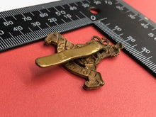 Load image into Gallery viewer, Original WW2 British Army Cap Badge - Royal Army Pay Corps - The Militaria Shop