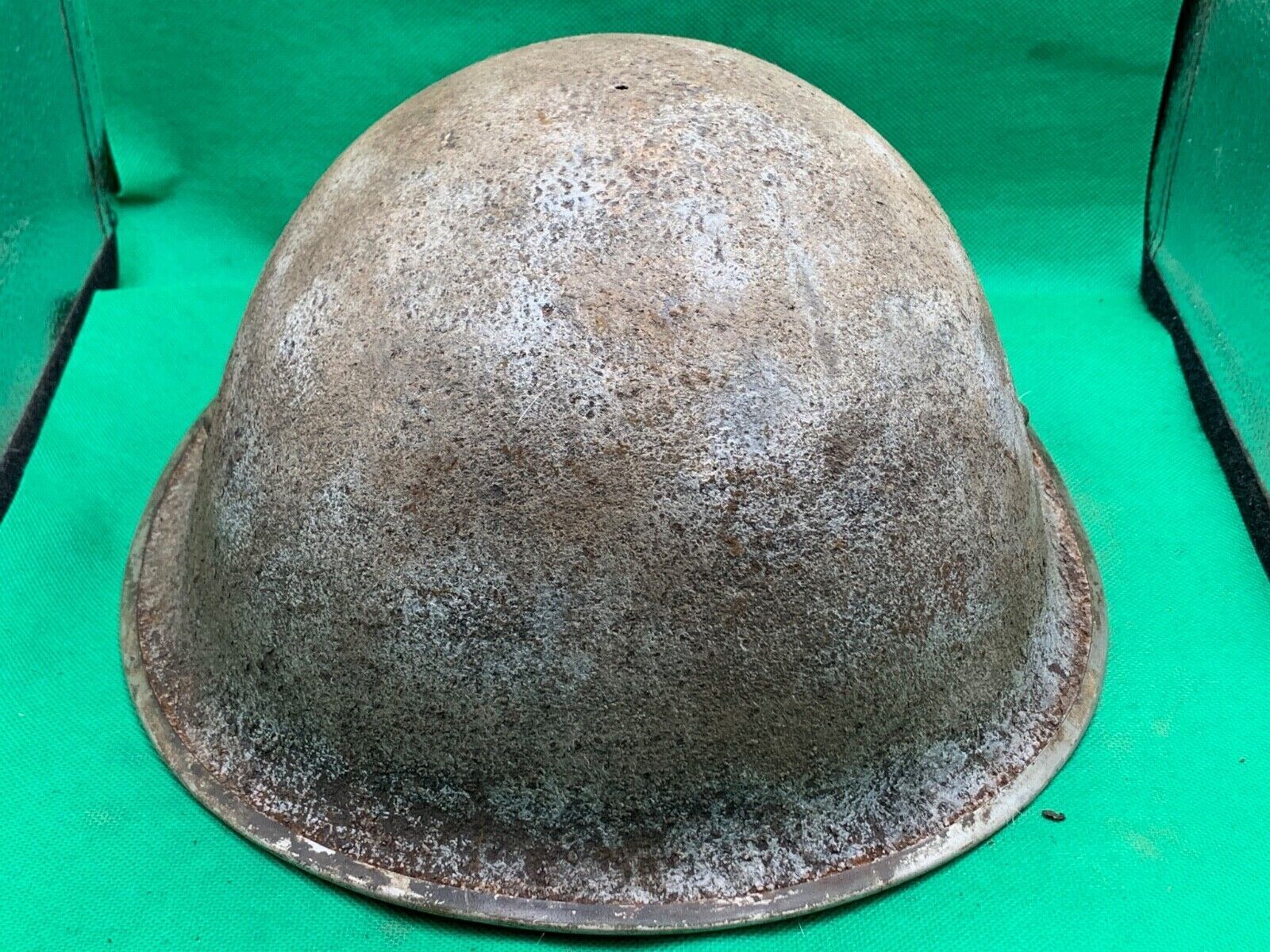 Genuine WW2 Canadian & British Army Helmet - Turtle Mk3 Helmet - The Militaria Shop