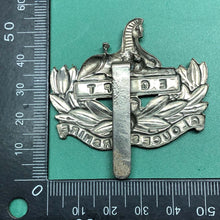 Load image into Gallery viewer, Original WW1/WW2 British Army Cap Badge - The Gloucestershire Regiment - The Militaria Shop
