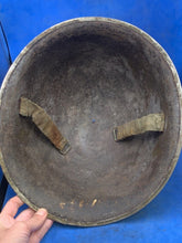 Lade das Bild in den Galerie-Viewer, Original WW2 British Army / Canadian Army Mk3 Turtle Combat Helmet - The Militaria Shop