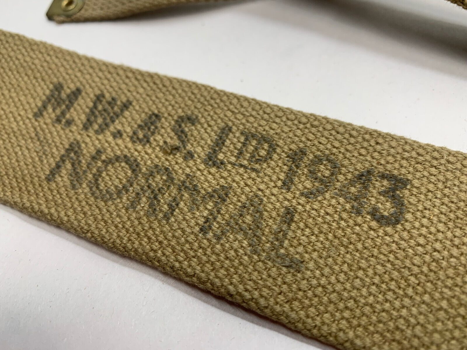 Original WW2 British Army 37 Pattern Shoulder Strap - M.W&S 1943 Dated - The Militaria Shop