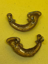 Load image into Gallery viewer, Original Pair of WW1 / WW2 British Army Light Infantry Facing Collar Badges - The Militaria Shop