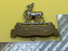 Load image into Gallery viewer, Original WW1 British Army Royal Warwickshire 1st Birmingham Battalion Cap Badge - The Militaria Shop