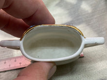 Lade das Bild in den Galerie-Viewer, Original Vintage Crested China Ware Jug - RYDE - Isle of Wight - The Militaria Shop