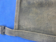 Lade das Bild in den Galerie-Viewer, WW2 British Army / RAF 37 Pattern Webbing Water Bottle Carrier Harness Original - The Militaria Shop