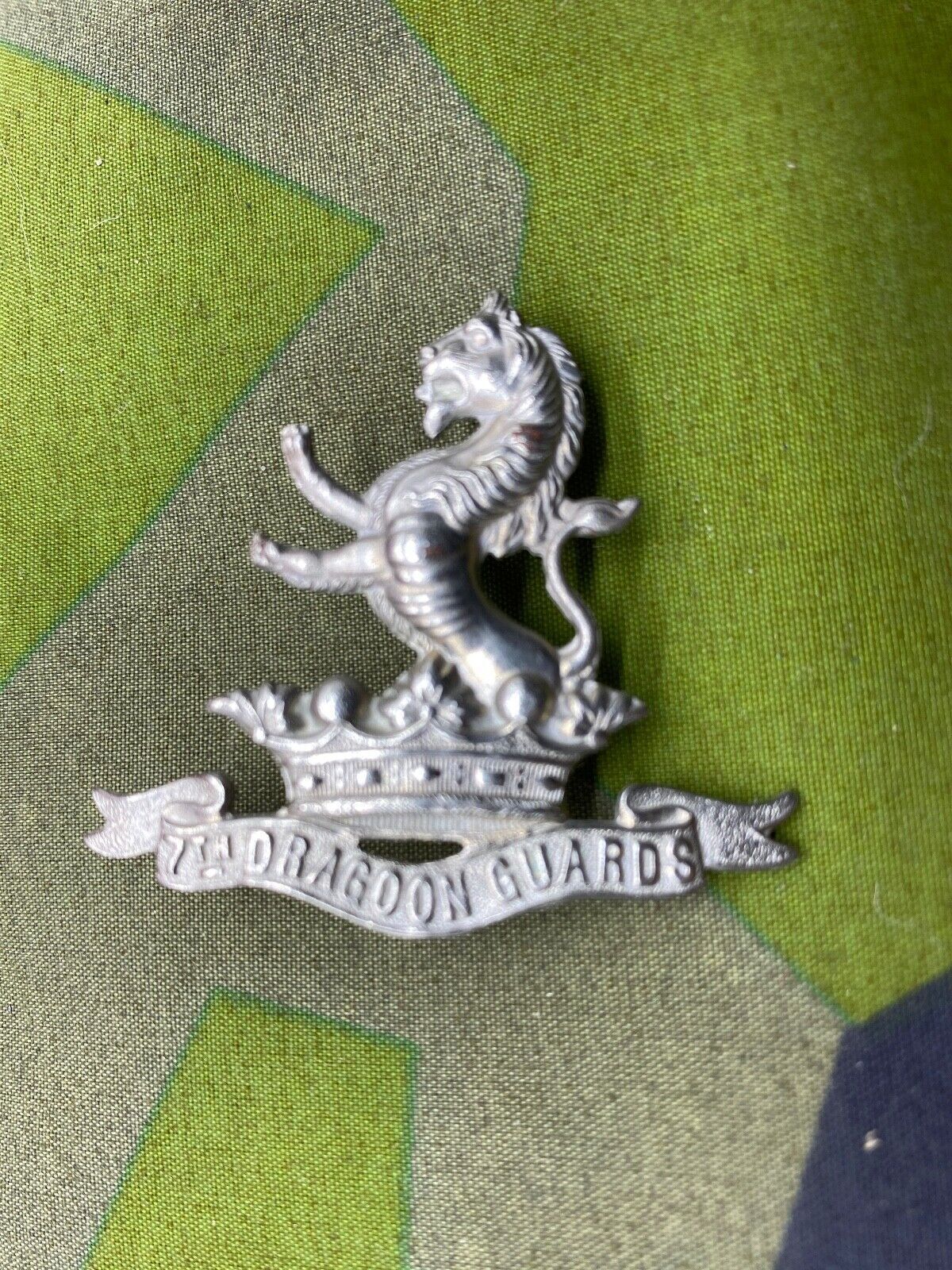 WW1 / WW2 7th Dragoon Guards Volunteer Battalion Cap Badge - The Militaria Shop