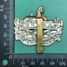 Load image into Gallery viewer, Original WW1/WW2 British Army Cap Badge - The Gloucestershire Regiment - The Militaria Shop