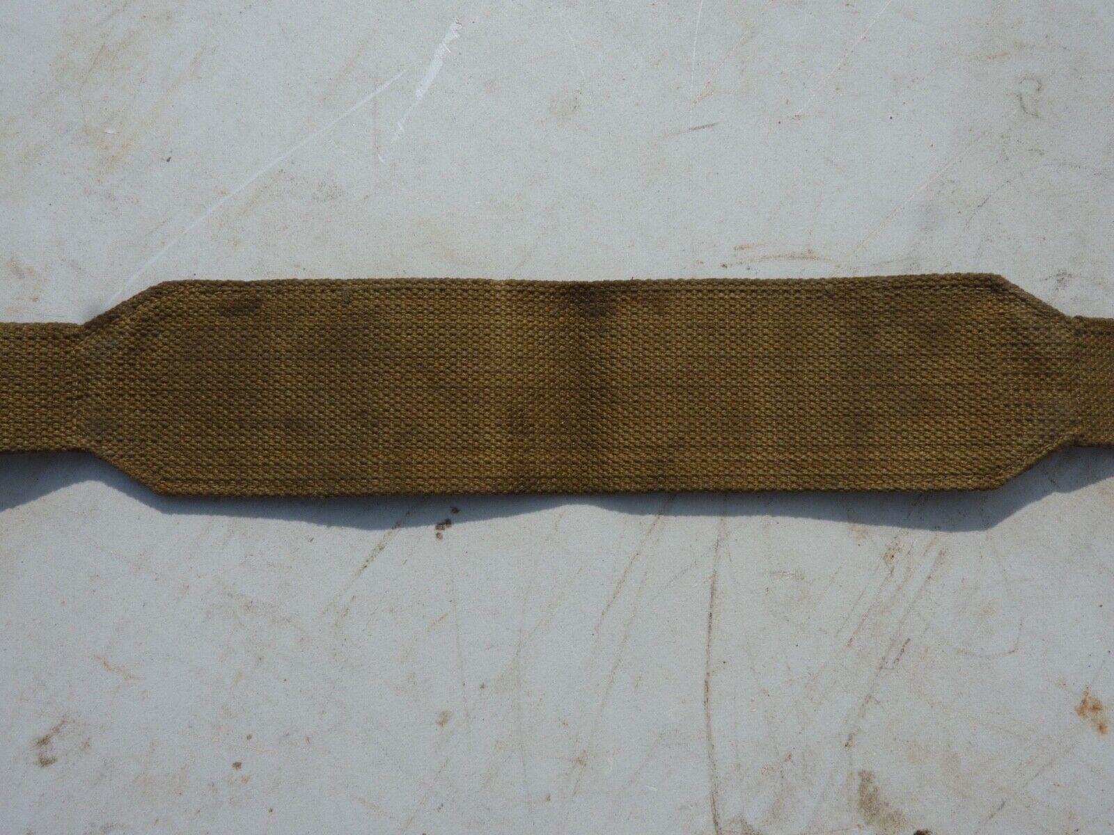 Original WW2 British Army 37 Pattern Yoke Utility Shoulder Strap - M.E.Co 1940 - The Militaria Shop