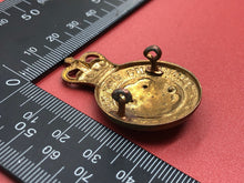 Charger l'image dans la galerie, Genuine British Army 7th Queen's Own Hussars Cap Badge - The Militaria Shop