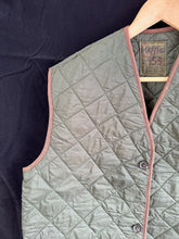 Lade das Bild in den Galerie-Viewer, Genuine British Army Green Cold Weather Combat Parka Jacket Liner Gilet - 170cm - The Militaria Shop