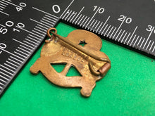 Load image into Gallery viewer, Vintage Girl Guide Bronze Pin Badge, by Collins of London - The Militaria Shop