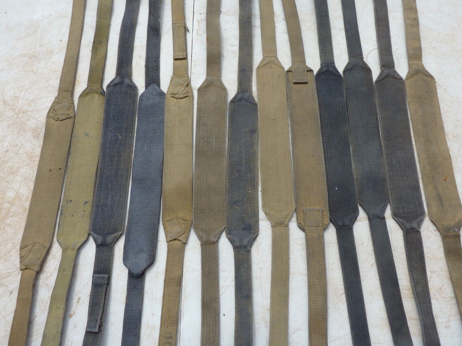 Original WW2 British RAF Blue Blanco Shoulder Strap 37 Pattern - The Militaria Shop