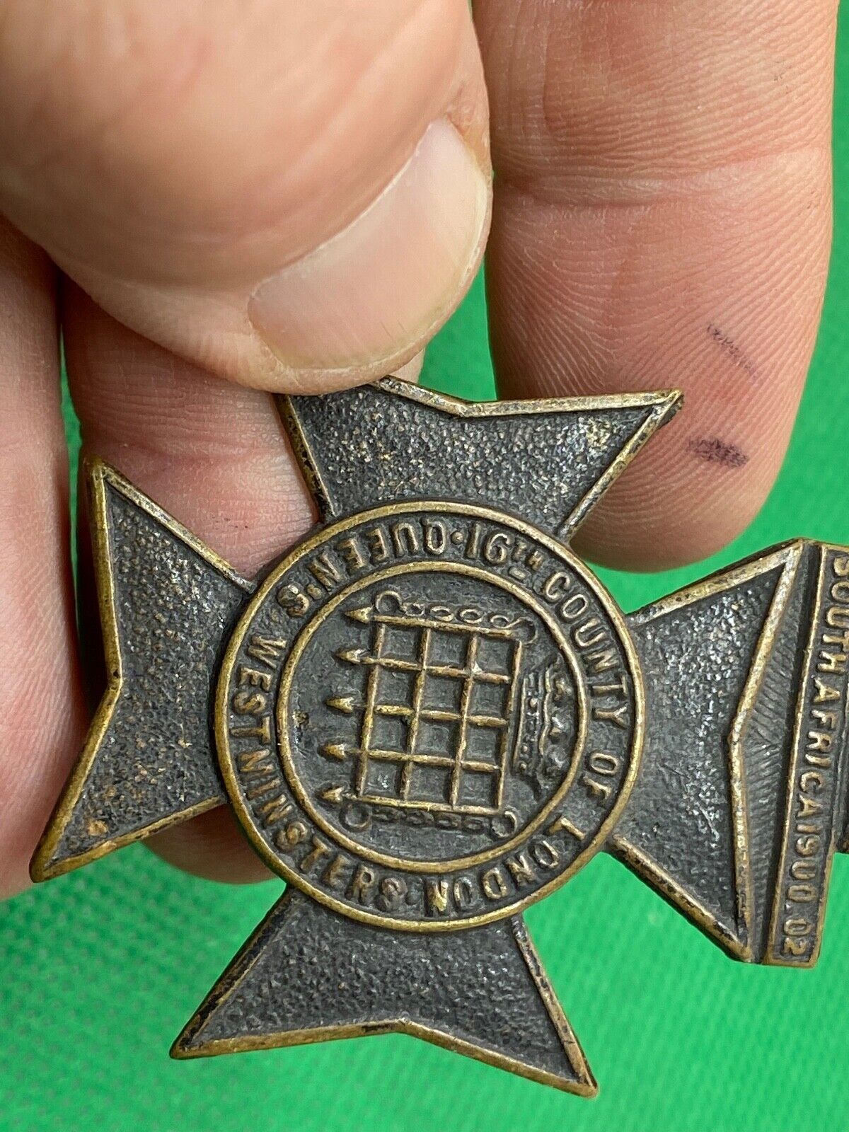 Original British Army 16th County of London Queen's Westminsters Cap Badge - The Militaria Shop