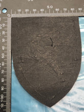 Lade das Bild in den Galerie-Viewer, British Army Bullion Embroidered Blazer Badge - East Yorkshire Regiment - The Militaria Shop