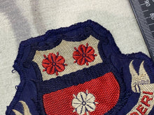 Lade das Bild in den Galerie-Viewer, Original British Blazer Badge - Unknown - University etc ? - The Militaria Shop
