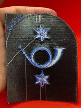 Load image into Gallery viewer, Unissued WOMEN'S ROYAL NAVY WRNs Trade Badge - Postal Service - 2 Star - B4 - The Militaria Shop