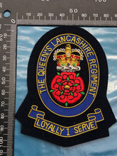 Lade das Bild in den Galerie-Viewer, British Army Bullion Embroidered Blazer Badge - The Queen's Lancashire Regi - The Militaria Shop