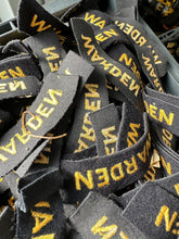 Charger l'image dans la galerie, 1 Pair of Original WW2 British Home Front Civil Defence Warden Shoulder Titles - The Militaria Shop