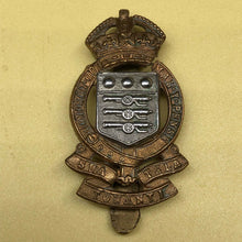Load image into Gallery viewer, Original WW2 British Army Royal Army Ordnance Corps RAOC Cap Badge - The Militaria Shop