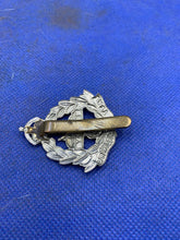 Load image into Gallery viewer, British Army Cap Badge - East Lancashire Regiment Kings Crown - The Militaria Shop