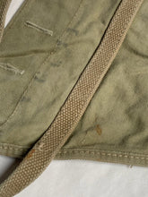 Charger l'image dans la galerie, Original WW2 US Army M1928 Haversack Pack Tail - 1942 Dated - The Militaria Shop