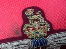 Charger l'image dans la galerie, British Army Bullion Embroidered Blazer Badge - Parachute Regiment -Queens Crown - The Militaria Shop