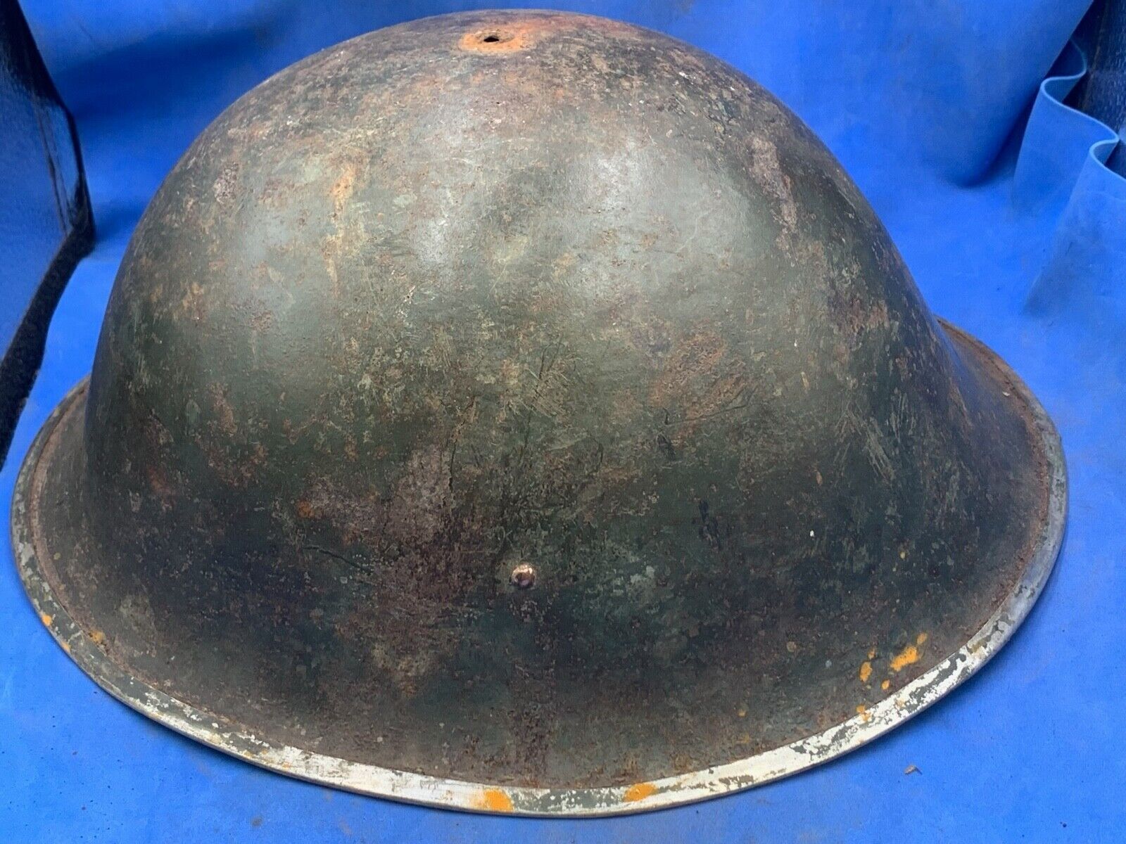 Original WW2 British Army / Canadian Army Mk3 Turtle Combat Helmet - The Militaria Shop
