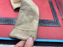 Lade das Bild in den Galerie-Viewer, Original WW2 Swiss Army / German Army Tent Pole / Zeltbahn Peg Bag - 1943 - The Militaria Shop