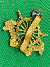 Charger l'image dans la galerie, Original WW1 British Army - Army Cyclist Corps Brass Cap Badge - The Militaria Shop