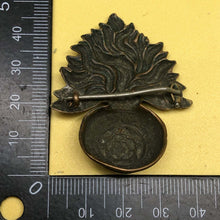 Load image into Gallery viewer, Original WW2 British Army The Royal Fusiliers Sweetheart Brooch Badge - The Militaria Shop