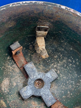 Load image into Gallery viewer, Original WW2 British Army / Canadian Army Mk3 Turtle Combat Helmet - Div Sign - The Militaria Shop