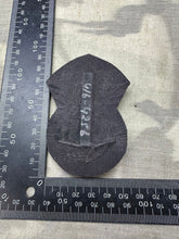 Load image into Gallery viewer, British Royal Navy Petty Officers CPO Cap Badge Bullion Queen's Crown - The Militaria Shop