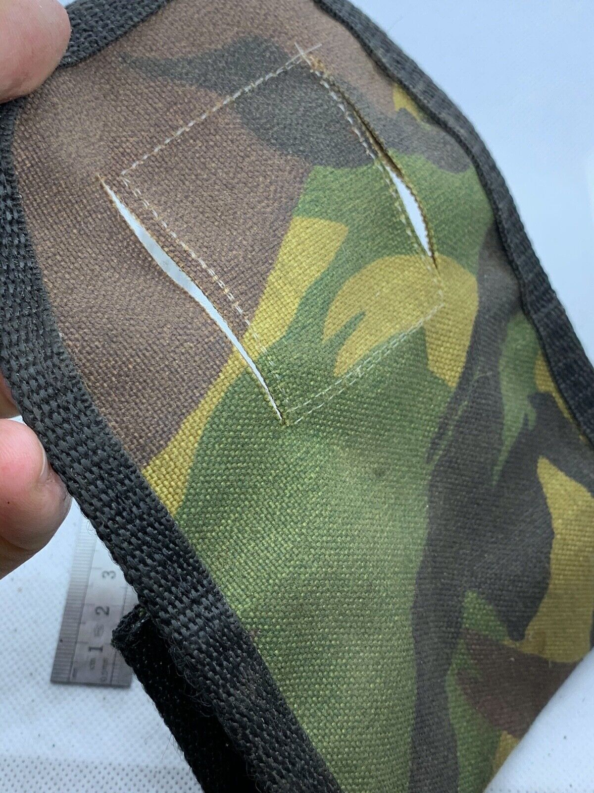 Camouflaged Fabric Canvas Pistol/Shotgun Ammunition Pouch - The Militaria Shop