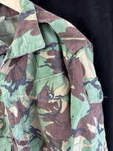 Charger l'image dans la galerie, Original British Army 1968 68 Pattern DPM Combat Jacket Smock - 40" Chest - The Militaria Shop