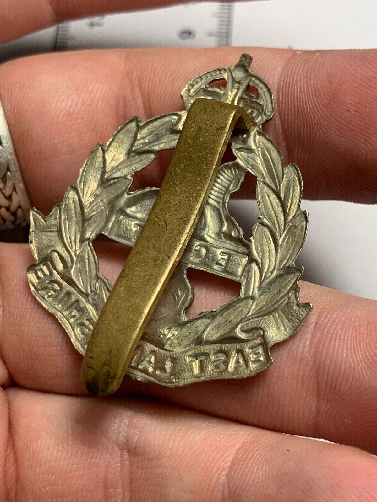WW2 British Army Cap Badge - East Lancashire - The Militaria Shop